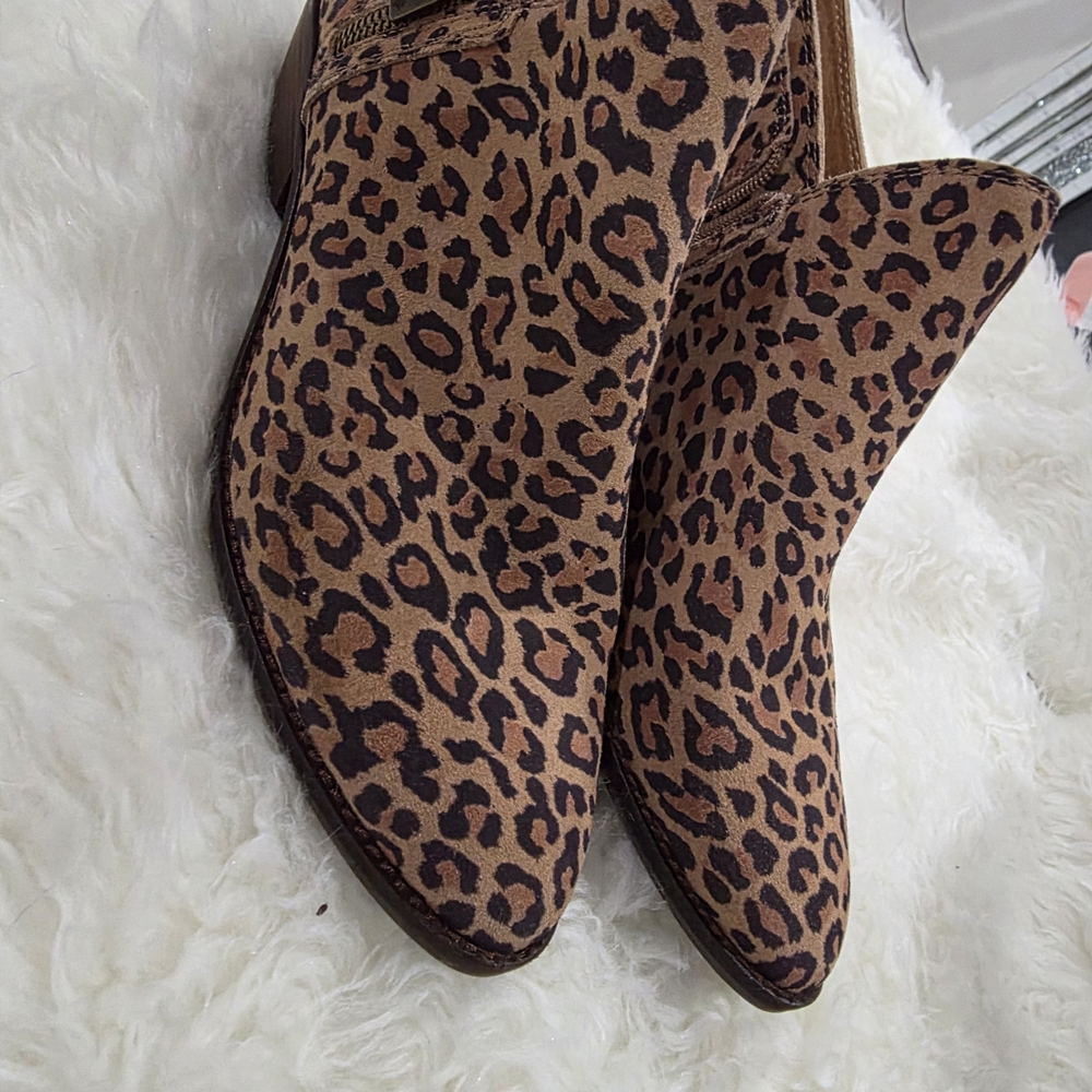 Lucky Brand Leopard Print Ankle Booties - Picture 5 of 7